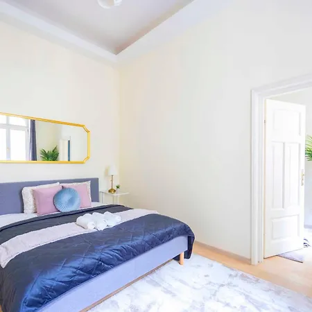 Exclusive & Spacious W/ 4bedrm 2bathrm