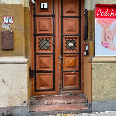 Exclusive & Spacious W/ 4bedrm 2bathrm